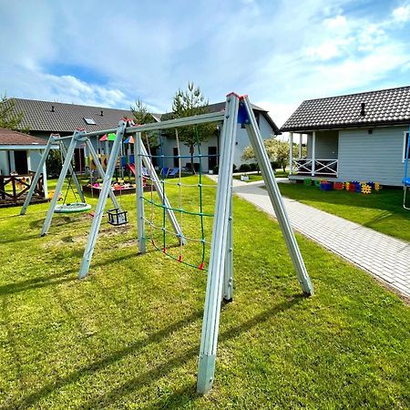 Domki Letniskowe Ratownik Sarbinowo Buitenkant foto